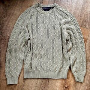 Men's Cable Knit Crewneck Sweater in Light Beige - Classic Style